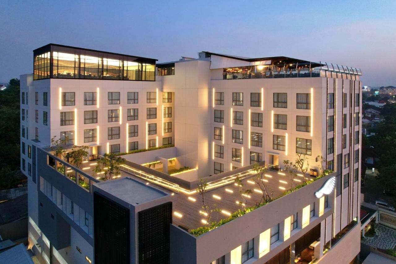 Hotel Aruss Семаранг Екстериор снимка